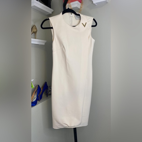 Valentino White dress - Picture 4 of 15